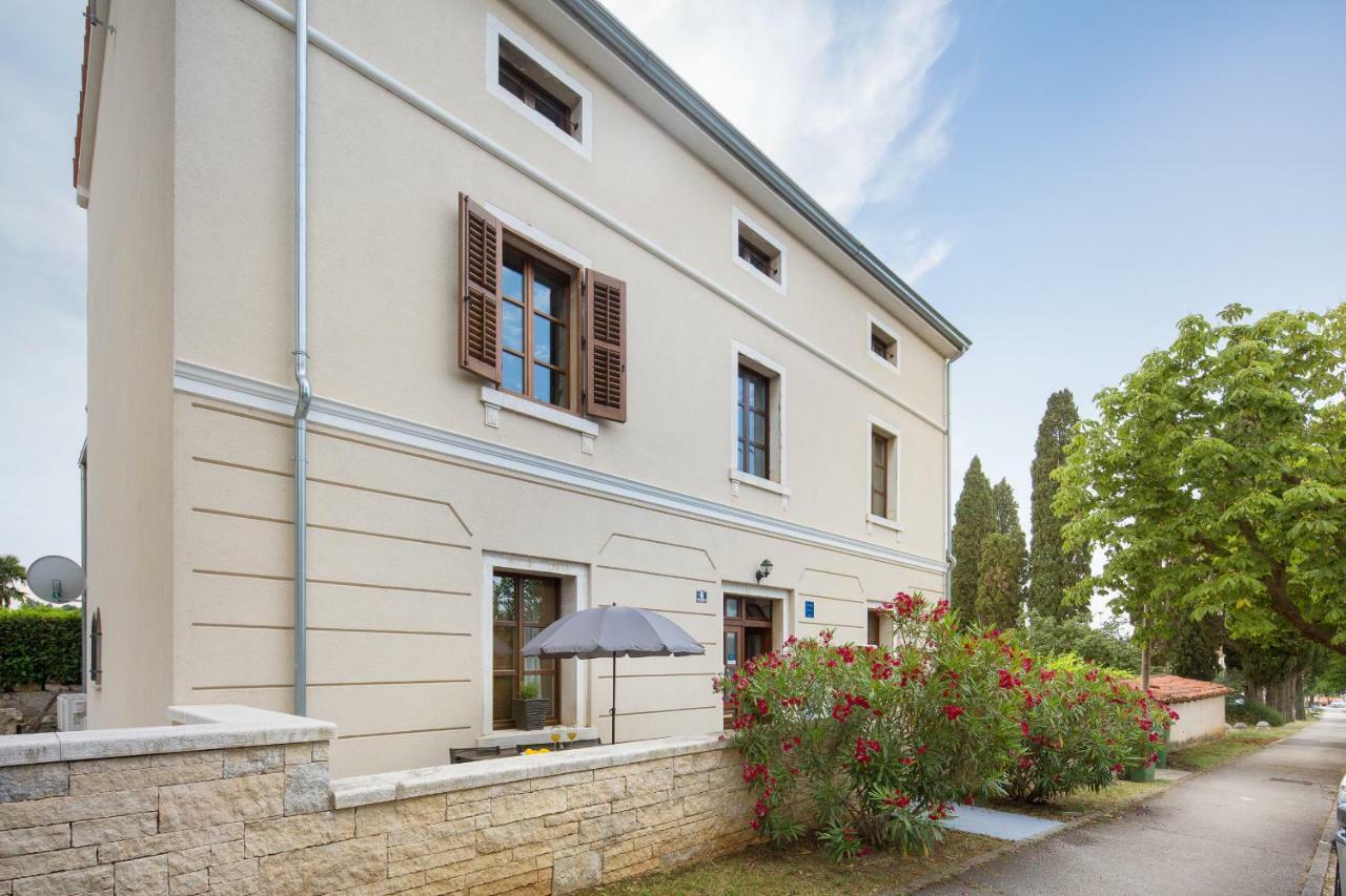 Apartments Bonaparte Porec Exterior photo