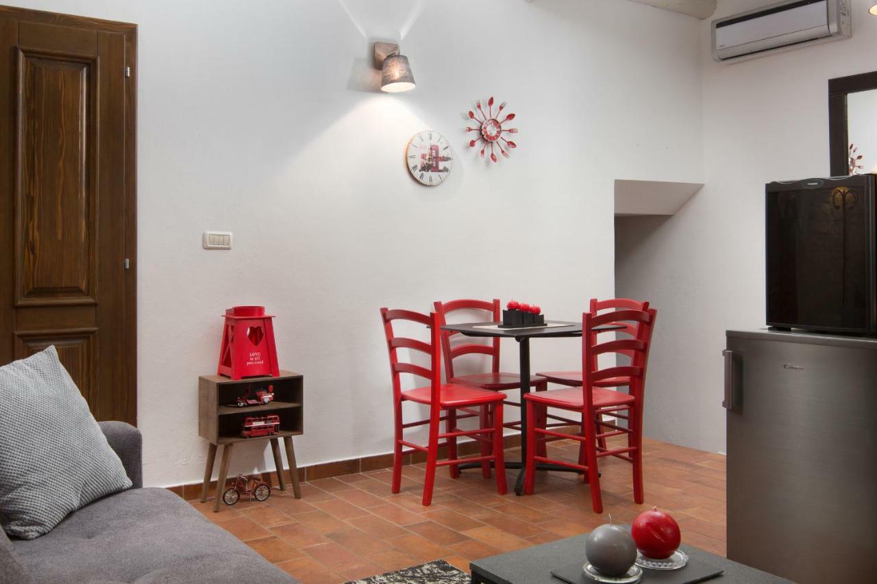 Apartments Bonaparte Porec Exterior photo
